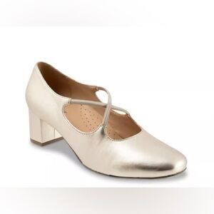 Trotters Demi Pump Gold Leather Mary Jane Block Heel NIB Size 10.5